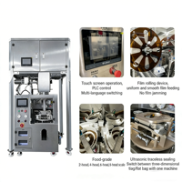 Nylon Piramide Thee Zakjes Verpakkingsmachine met Spirale Weegschaal voor Fruitthee Automatische Sachet Vulling, Sluiting en Verpakkingsmachine