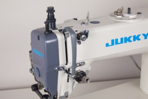 Macchina da Cucire Automatica JK0303D a Trasmissione Diretta di Alta Qualità per Uso Domestico/Industriale, Alta Velocità, Piano Piatto, per Pelle e Abbigliamento - Product Image 6