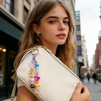 Multi 826-teiliges Seestern-Schmetterling-Alphabet-Perlen Schlüsselanhänger-Bastelset für DIY Taschenanhänger Handgemachter Schmuck Geschenke
