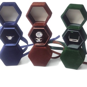 Wholesale Luxury Hexagonal Velvet Box for Jewelry Engagement <b>Ring</b> Pendant Box with Ribbon - Product Image 3