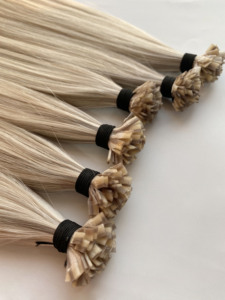 Extensions de cheveux vierges Ktip 2026 Qingdao, cuticules entièrement alignées, double tirage, pointe plate, trame simple, sans nœuds - Product Image 3