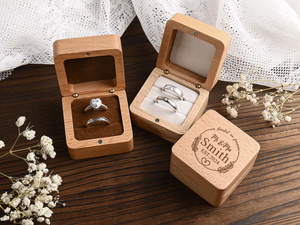 Caja de anillo de compromiso de boda de madera personalizada - Product Image 4