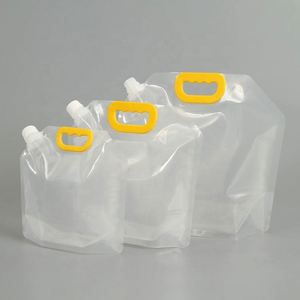 Sacs d'emballage liquide en plastique étanches pliables de 1,5 L, 5 L, 10 L avec poignée et bec verseur, type pochette autoportante - Product Image 1