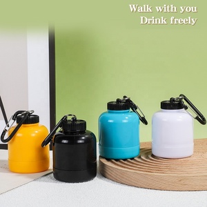 Porte-clés portable conteneur lait <span class=keywords><strong>Mini</strong></span> 30g 60g poudre alimentaire pilules bouteille de stockage porte-protéines porte-clés avec mousqueton - Product Image 5