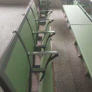 Fabricant de <span class=keywords><strong>chaises</strong></span> de salle de classe d'école vertes personnalisées salles de classe universitaires multimédias avec bureaux <span class=keywords><strong>et</strong></span> <span class=keywords><strong>chaises</strong></span> connectés - Product Image 3