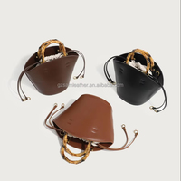 SAM Tas Tangan Wanita Kulit Asli Retro Model Bucket Besar Bentuk Setengah Bulan Penutup Hasp Pegangan Bambu Tahan Air Awet