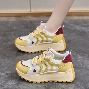 รองเท้าผ้าใบผู้หญิงทรง Chunky Dad ปี 2026 |   รองเท้าวิ่งสไตล์เกาหลีสุดอินเทรนด์ |   รองเท้ากีฬาเสริมส้นพื้นหนา - Product Image 4
