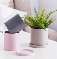 Offre Spéciale : Pots en Céramique Émaillée Contemporains, Couleurs Personnalisables pour Usage Intérieur et Extérieur, Jardinière Luxueuse avec Fonction Étagère, Écologique