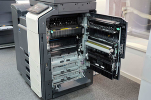 Imprimante numérique multifonction reconditionnée SC C554e A3, copieur couleur à usage général avec fonctions d'impression/copie/numérisation/télécopie - Product Image 5