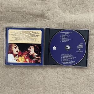 Creedence Clearwater Revival Chronicle : le CD des 20 plus grands succès. L'album des plus grands succès définitifs - Product Image 3