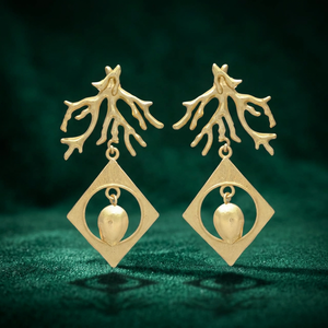 Ensemble de boucles d'oreilles pendantes carrées plaquées or, en laiton, faites à la main, avec pierres précieuses ethniques de Jaipur, bijoux cadeau du Rajasthan - Product Image 4