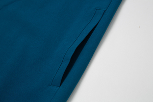 Blouse médicale à col montant, demi-fermeture, manches courtes, multipoches, extensible, uniforme médical OEM, pour infirmières de cliniques esthétiques et dentaires - Product Image 6