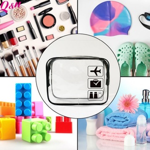 Trousse de toilette de voyage transparente portable avec logo personnalisé sac de rangement pour cosmétiques en PVC hautement translucide - Product Image 6