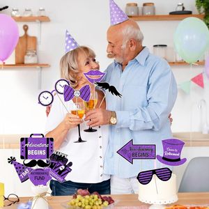 Set di 24 Accessori per Foto Booth a Tema Pensionamento, Decorazioni Viola e Nere per Festa di Pensionamento Femminile - Product Image 4