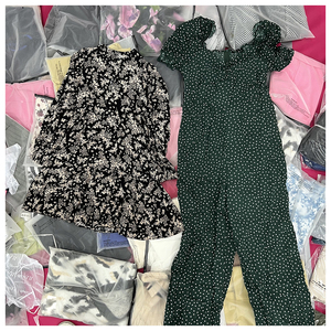 <span class=keywords><strong>Venta</strong></span> caliente De fábrica, <span class=keywords><strong>venta</strong></span> al por mayor, camiseta, pantalones, vestido de Sol para Mujer, <span class=keywords><strong>Ropa</strong></span> <span class=keywords><strong>usada</strong></span>, <span class=keywords><strong>Ropa</strong></span> informal De Mujer, <span class=keywords><strong>compra</strong></span> a granel, <span class=keywords><strong>Ropa</strong></span> de Mujer bonita - Product Image 2