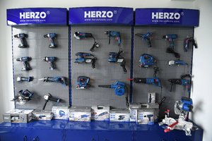 <span class=keywords><strong>สว่าน</strong></span><span class=keywords><strong>โรตารี่</strong></span>และ<span class=keywords><strong>สว่าน</strong></span>กระแทก 850 วัตต์ ขนาด 26 มม. SDS Plus แบบมีสาย 230V พร้อมชุด<span class=keywords><strong>ดอก</strong></span><span class=keywords><strong>สว่าน</strong></span> 5 ชิ้น ชุดสิ่ว ปลั๊ก VDE OEM ปรับความเร็วได้ - Product Image 5