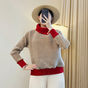 Maglione Pullover a maniche lunghe <span class=keywords><strong>in</strong></span> <span class=keywords><strong>velluto</strong></span> oro di fascia alta da <span class=keywords><strong>donna</strong></span> stile autunno inverno stile retrò con bottoni Miyake <span class=keywords><strong>camicia</strong></span> - Product Image 3