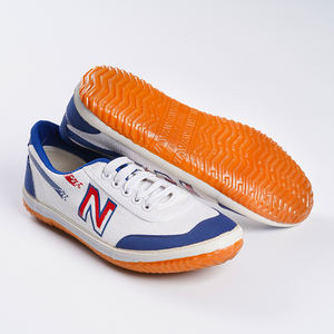 Chaussures de Kung Fu <span class=keywords><strong>Shaolin</strong></span> en toile avec logo personnalisé, antidérapantes, blanches et noires, pour arts martiaux Wushu, pour femmes et hommes chinois, tendance - Product Image 1