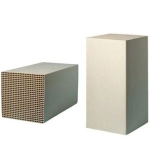 High Temperature Honeycomb Ceramic Catalyst Carrier Acid <b>Alkali</b> Resistance Customizable - Product Image 1