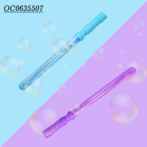 Échantillon Jouet soufflant personnalisé 37cm Nouveau jouet à <span class=keywords><strong>bulles</strong></span> géant en plastique <span class=keywords><strong>de</strong></span> dessin animé chaud Bâton à <span class=keywords><strong>bulles</strong></span> <span class=keywords><strong>de</strong></span> <span class=keywords><strong>savon</strong></span> Jeu <span class=keywords><strong>de</strong></span> fête en plein air pour enfants - Product Image 3