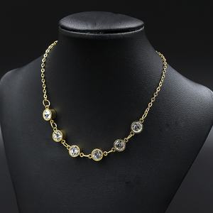 ชุดเครื่องประดับเซอร์คอน ชุดเครื่องประดับสแตนเลส สไตล์ทันสมัย ต่างหูและจี้สำหรับผู้หญิง ชุดเครื่องประดับทองคำ - Product Image 3