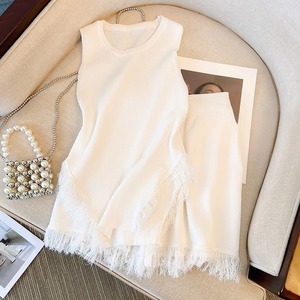Completo da donna in stile francese dolce e piccante: top/camisole in maglia rosa con frange + pantaloncini casual a vita alta e gamba larga - Product Image 2