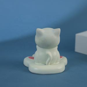ที่วางโทรศัพท์ตั้งโต๊ะเรซิ่นรูปแมวน่ารัก พับมือได้ ของตกแต่งสไตล์สาวหวาน เหมาะสำหรับนักเรียน ผู้รักแมว - Product Image 3