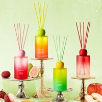 Direct Factory Supply Fruitgeurende Rietdiffuser met Verloopkleurige Matte Glazen Pot en Rietenstokjes, Aangepaste Geur voor Huishoudelijk Gebruik