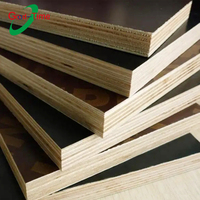Panneau de contreplaqué stratifié de haute qualité avec film décoratif double face, colle phénolique, faible teneur en formaldéhyde E1, pour la construction