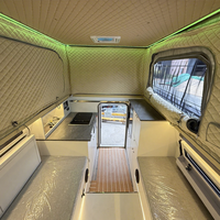 Campeur moderne 4x4 Pop-Up Truck pour pick-up Léger en fibre de verre RV Salle de bain de luxe Étanche Design élargi pour 4 personnes