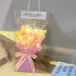 Ramo de Flores de Ganchillo: Tulipanes de Ganchillo Completos para <span class=keywords><strong>Regalos</strong></span> de Graduación, Cumpleaños, Decoración del Hogar (Rosa) - Product Image 5