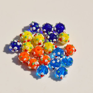 Perles de verre Lampwork en forme de fleur, 12 mm, trou droit, pour la fabrication de bracelets, accessoires de bijoux DIY, vente en gros - Product Image 3