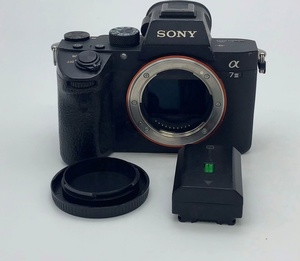 <span class=keywords><strong>Appareil</strong></span> <span class=keywords><strong>photo</strong></span> Sony A7 Mark III 24,2 MP 4K pour vlogging, 95 % neuf - Product Image 5