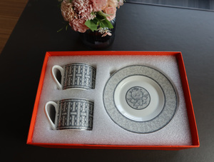 Nordic Luxury Grey Horse-drawn Carriage Ceramic Coffee Cup Saucer <b>Set</b> with Gift Box - Product Image 4