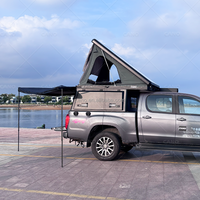 Kompakter Keilförmiger LKW-Camper Dreieckige Form Spart Platz Einfache Montage auf Mittelgroßen LKWs wie Nissan Navara GMC