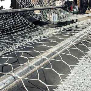Gabion <strong>Mesh</strong> <strong>Hexagonal</strong> <strong>Wire</strong> Netting Machine for Bird and Stone Cages Durable Iron <strong>Wire</strong> <strong>Mesh</strong> Product - Product Image 1