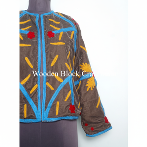 Veste en velours Suzani à broderies florales, look incroyable, veste d'hiver, manteau pour femmes, veste courte Suzani pour femmes - Product Image 1