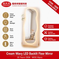 Miroir pleine longueur Fullkenlight au design moderne et unique, miroir sur pied en verre ondulé irrégulier avec cadre blanc