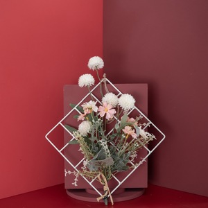 Mur de fleurs artificielles Nicole, design en grille, décoration intérieure, bouquet de mariage CF01020 - Product Image 1