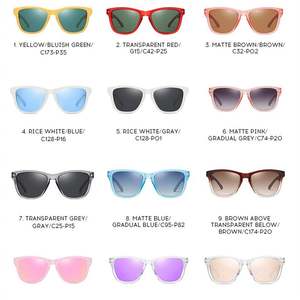 Lunettes de soleil polarisées carrées pour hommes et femmes, personnalisables, colorées, protection UV400, pour la conduite et les activités de plein air - Product Image 5