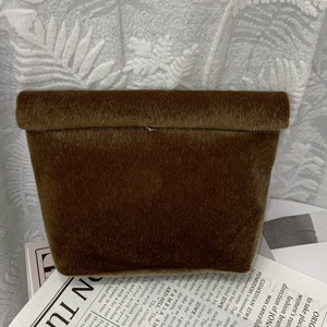 Bolsa de Viaje para Mujer al por Mayor, Bolsa de Aseo Personalizada de Pelo Sintético de Alta Gama, Bolsa de Almacenamiento para Mujer - Product Image 6