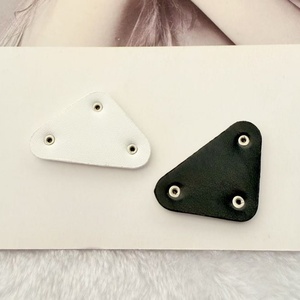 Etiquetas de Cuero con Logotipo de Marca, Impresas en Serigrafía y Grabadas en Metal, de Diseño de Lujo, Lavables, para Bolsas de Ropa y Zapatos, Venta al Por Mayor - Product Image 4