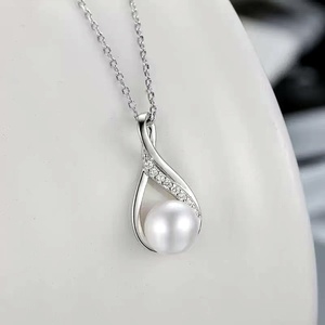 Conjunto de Joyería de Plata de Ley S925 con Perlas de Agua Dulce - Collar con Colgante de Lágrima y Aretes, Estilo Minimalista para Uso Diario - Product Image 2