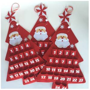 Décoration de calendrier en feutre de Noël de style arbre de Noël rouge - Product Image 1