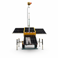 Tour de sécurité mobile solaire UNI-T4H avec caméra CCTV, batterie LFP de 16 kWh, autonomie de 40,5 jours et surveillance à distance