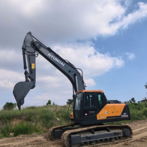 Excavatrice Hyundai HX220HD d'occasion à vendre – 22 tonnes, modèle original coréen, excavatrice sur chenilles d'occasion Hyundai 220HD Hx220 à vendre - Product Image 1