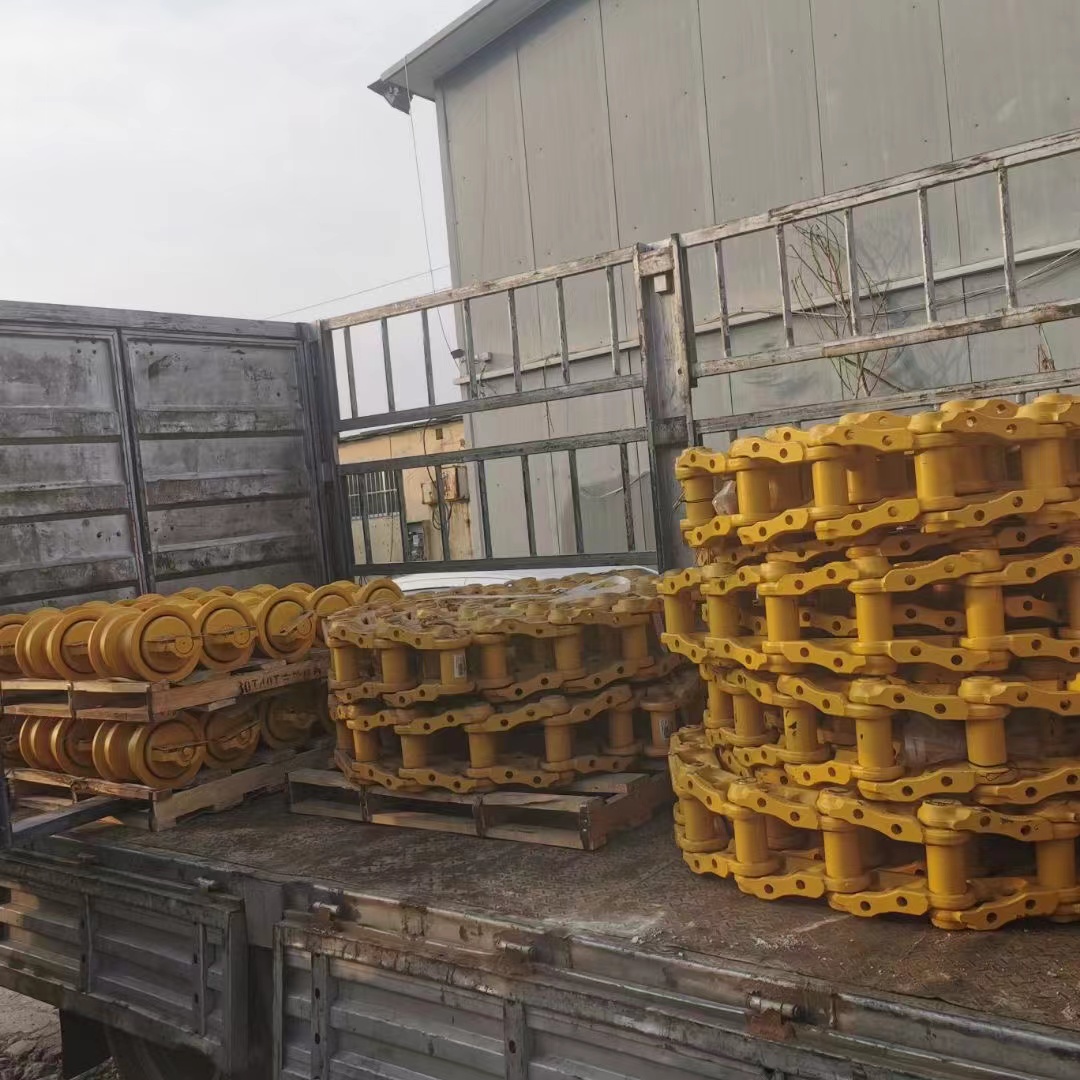 底に作者有り Zx120 Zx110 Zx130 Zx135 Excavator Track Link/Track Chain