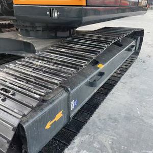 Excavatrice d'occasion de haute qualité HYUNDAI 305LC-9T 30ton avec moins d'heures d'utilisation et le meilleur état à vendre - Product Image 3