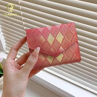 1MM Irisé Holographique Brillant Losange Motif PVC Gaufré Faux Cuir Synthétique Rouleaux pour DIY Sacs Meubles