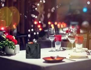 Sacs en papier pour petites entreprises, noir, laminés mat, avec poignées en tissu élargies - Product Image 6